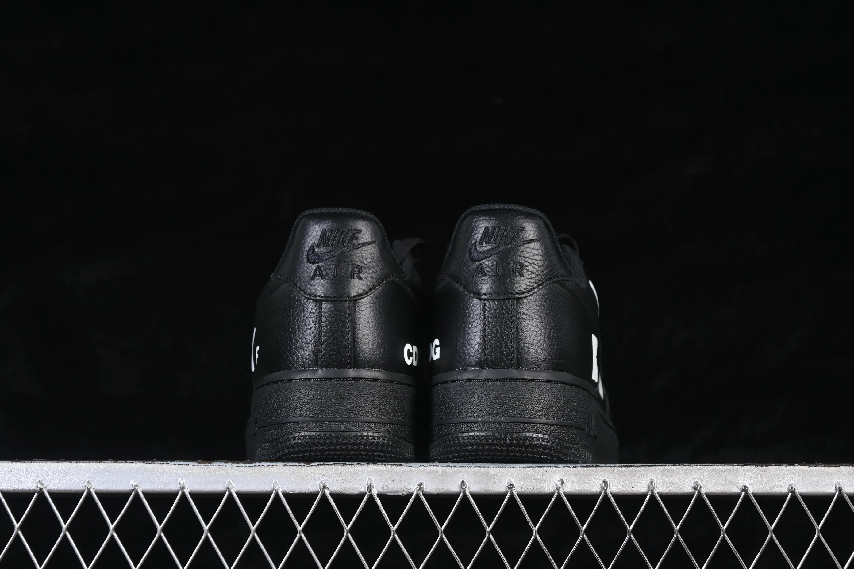 All categories Nk Air Force 1 Air Force series Nk Air Force 1 Low Air Force low-top GX foreign trade version CDG x Nike Air Force 1'07 Low joint model full toe layer Air Force 1 low-top casual sneakers IB9949-001